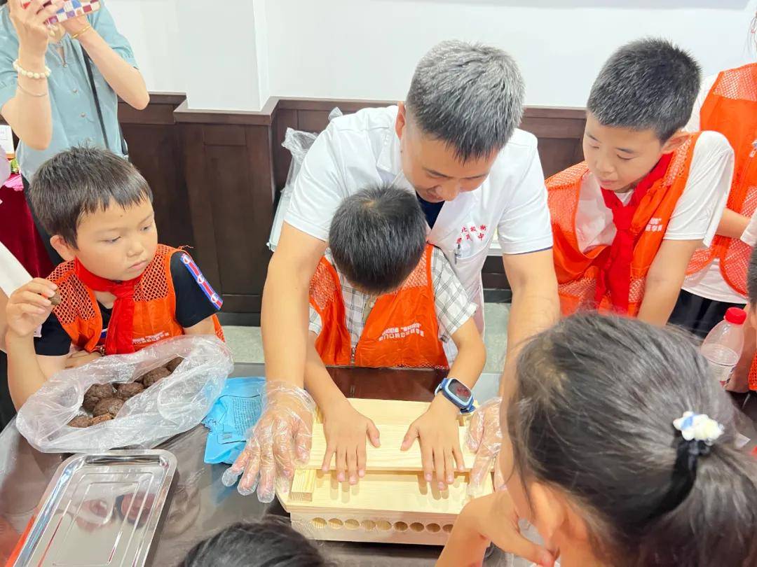 文脉传薪火 非遗少年行——“家门口”暑期公益研学营再启新篇