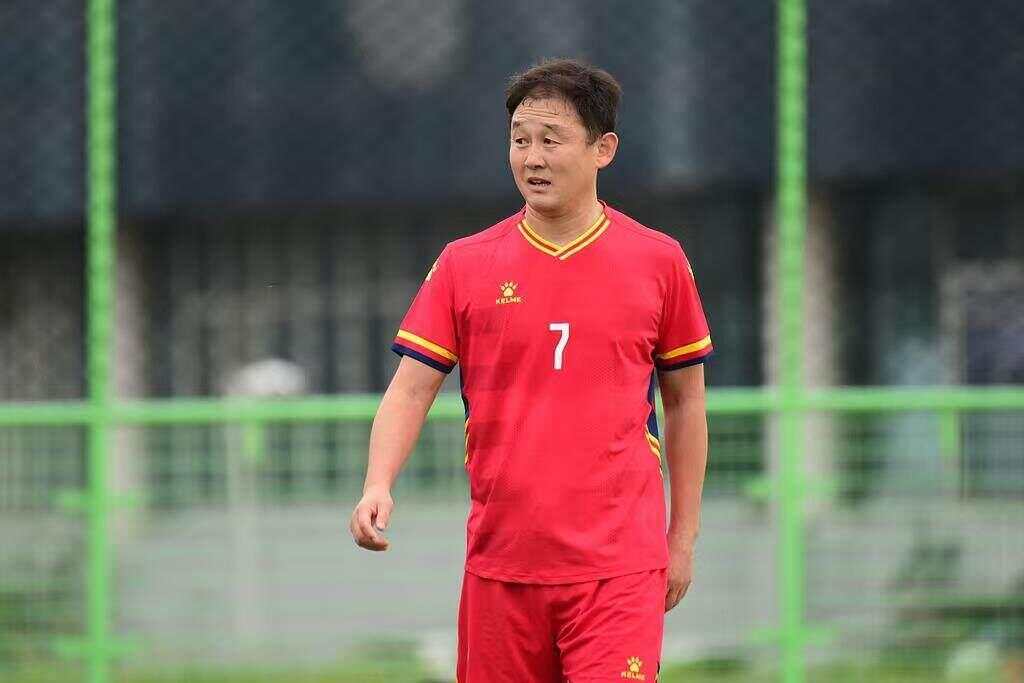 大反转,孙继海免费培训后续,索要球员18万解约费,内幕曝光