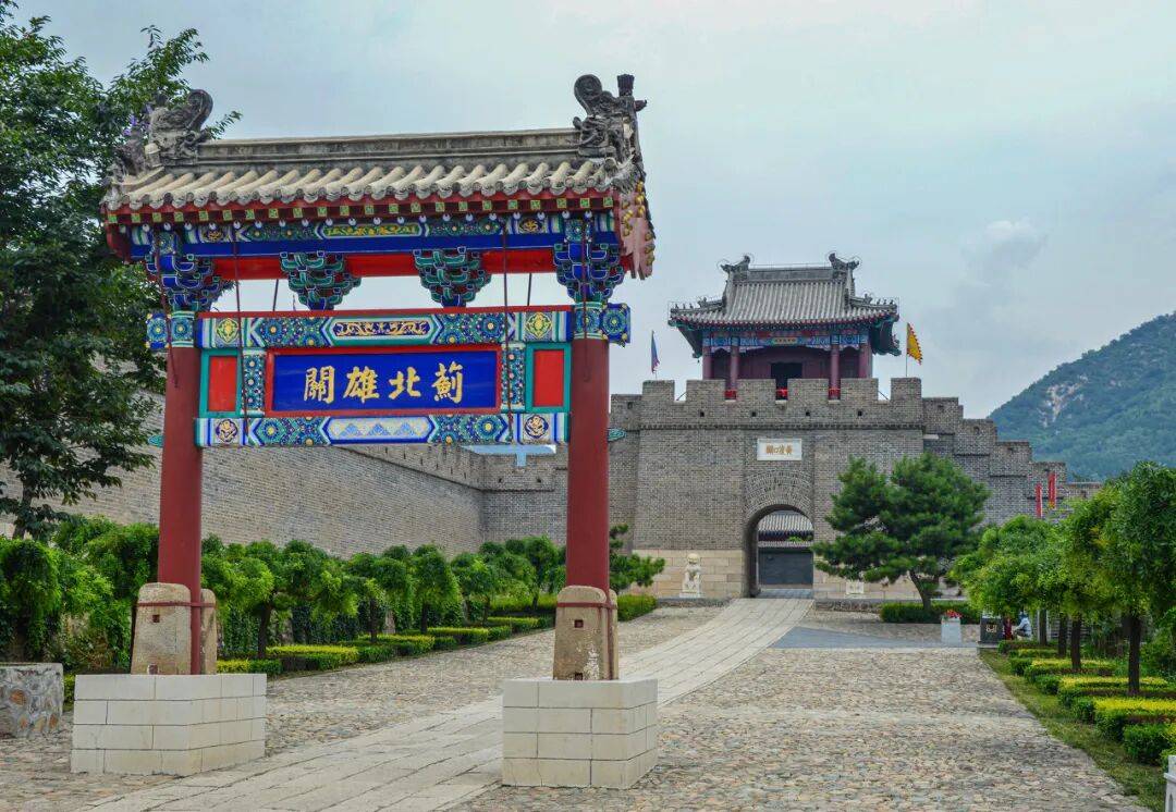 卷了一周的北京白领，周末扎进天津县城