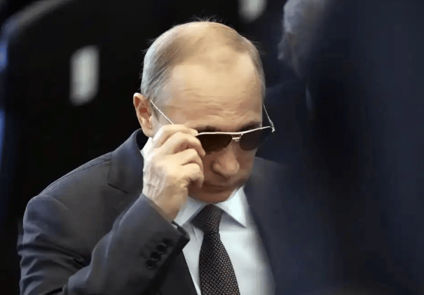 70万大军现身前线,全都立下了“生死状”!普京的表态不简单,要让所有人都无后顾之忧?